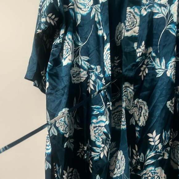 Morgan Taylor intimate robe polyester robe floral blue design size xs - Picture 4 of 13